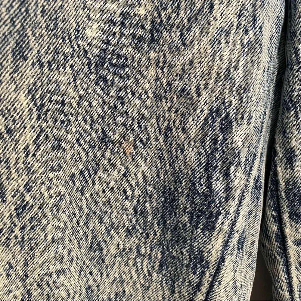 Vintage ‘Chic’ brand high rise acid stone washed jeans - Picture 7 of 7
